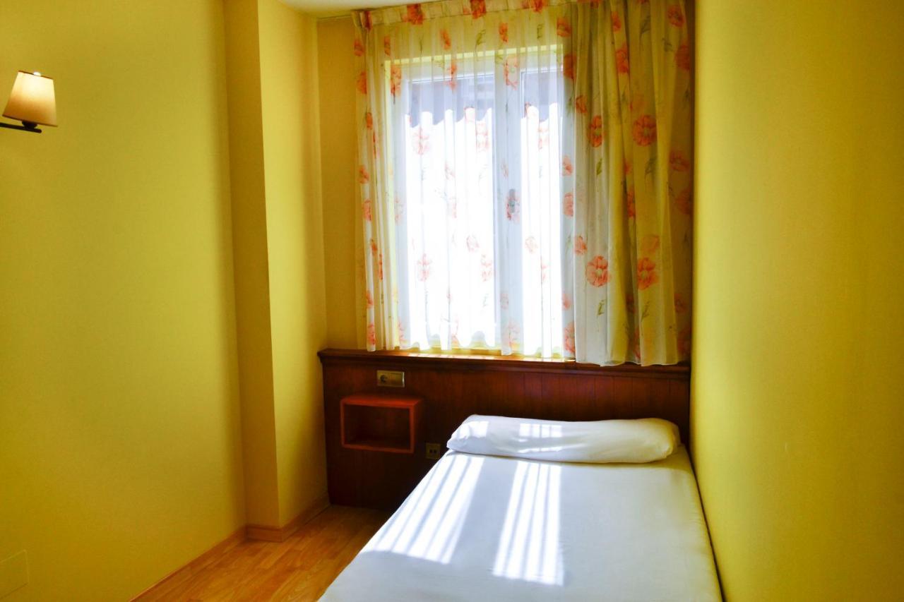 Alda Via De La Plata Rooms La Bañeza 外观 照片
